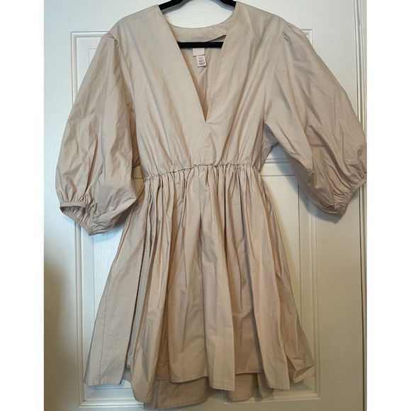 H&M Puff Sleeve Dress - Picture 1 of 5